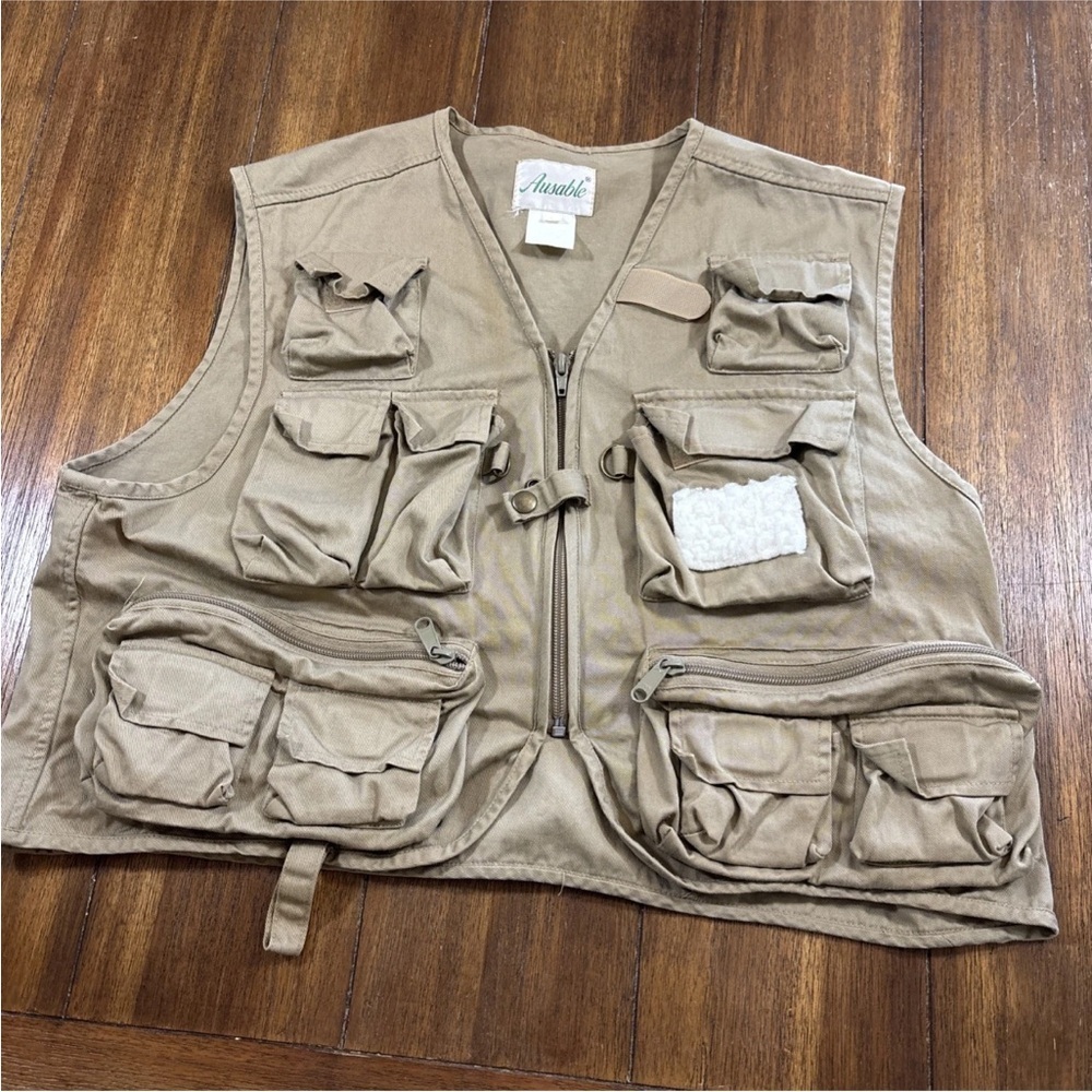 Ausable Men's Large Fly Fishing Vest Khaki Tan Utility Multi Pocket Cargo Fish